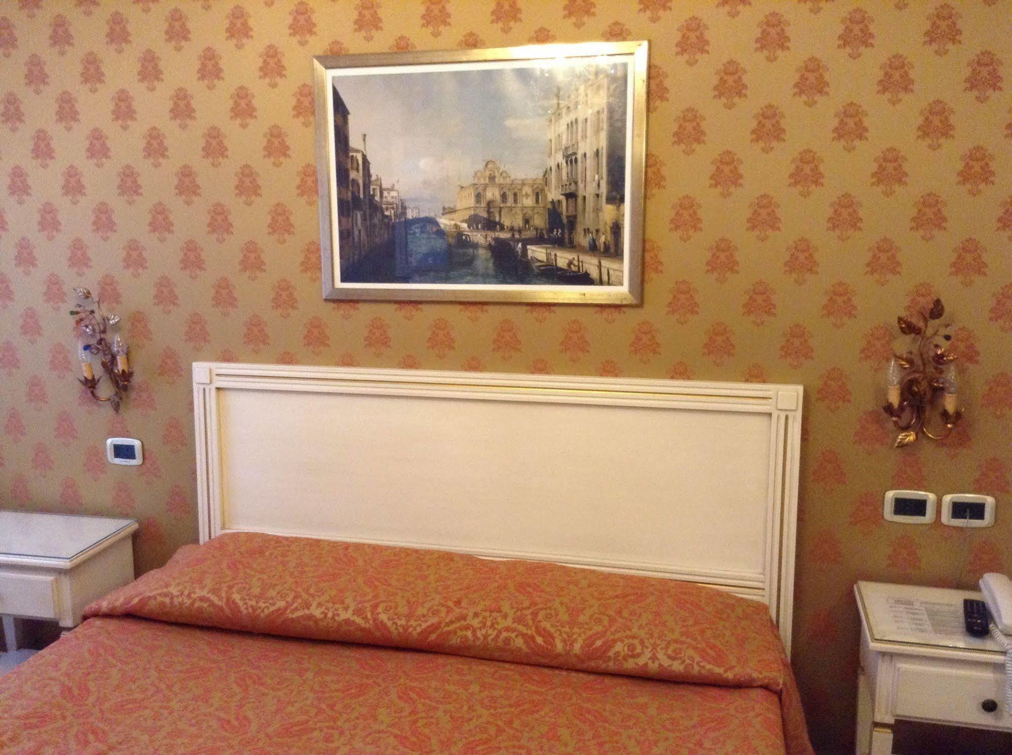 ヴェネツィア カ サン ヴィオ Bed & Breakfast エクステリア 写真